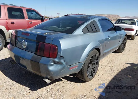 2007 Ford Mustang V6 Deluxe/V6 Premium z USA, uszkodzony, nr VIN 1ZVFT80N175258095